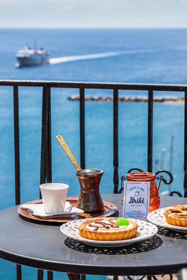 Apartment Servani &